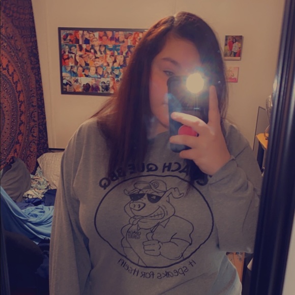 Meet your Posher, Mikayla - Picture 1 of 1